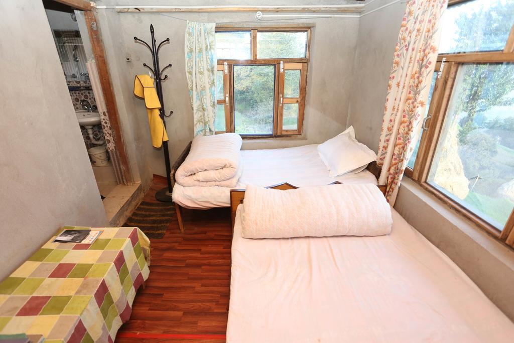 Patlekhet Community Homestay Экстерьер фото